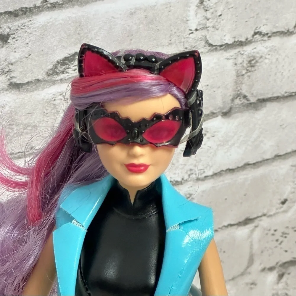 Barbie Spy Squad Cat Burglar 2015 Doll DHF18 Outfit Mask Cat Ears Articulated